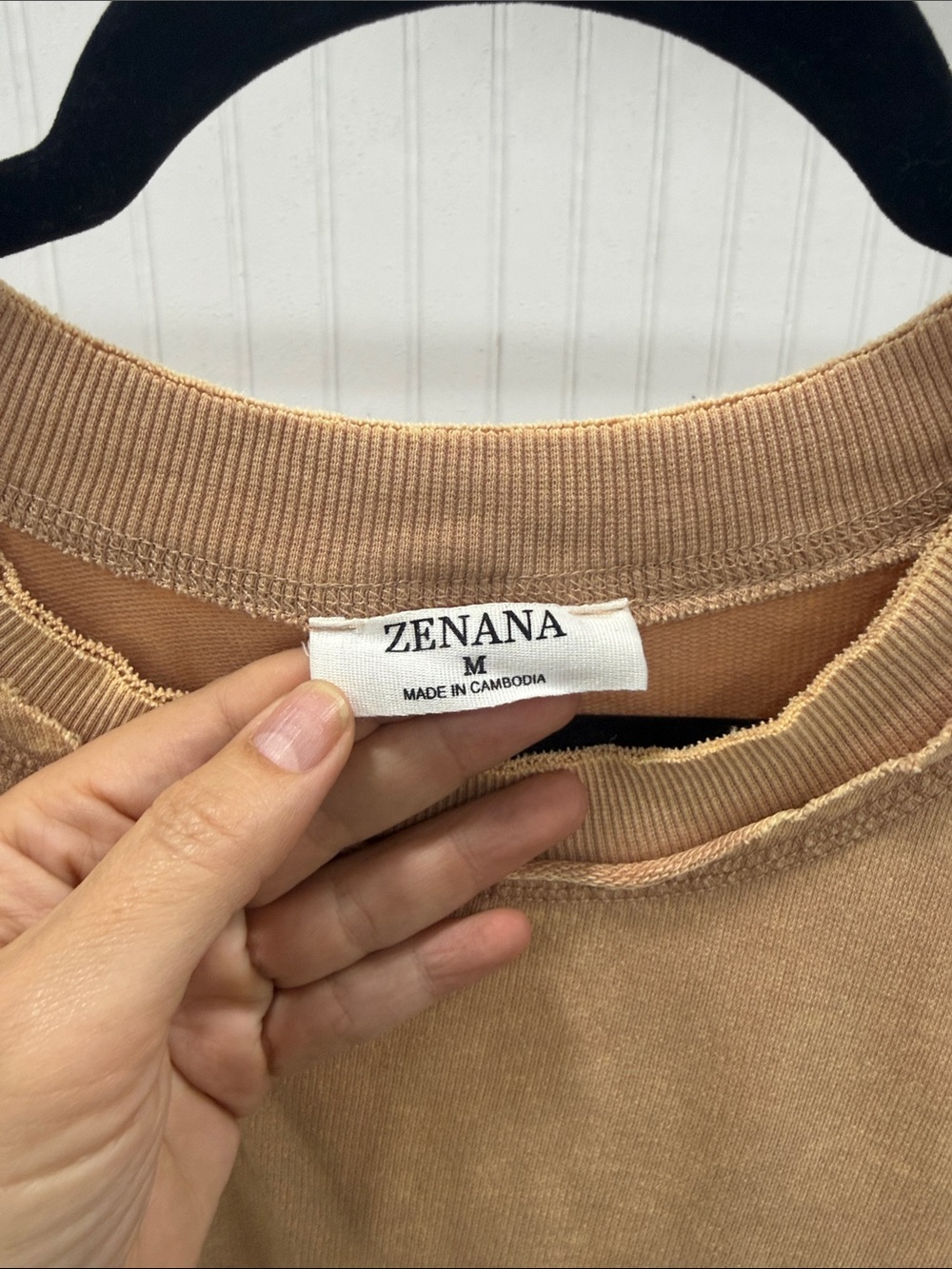 Like New Women’s Zenana Outfitters Washed Tan Crewneck Sweatshirt Medium - Picture 2 of 8